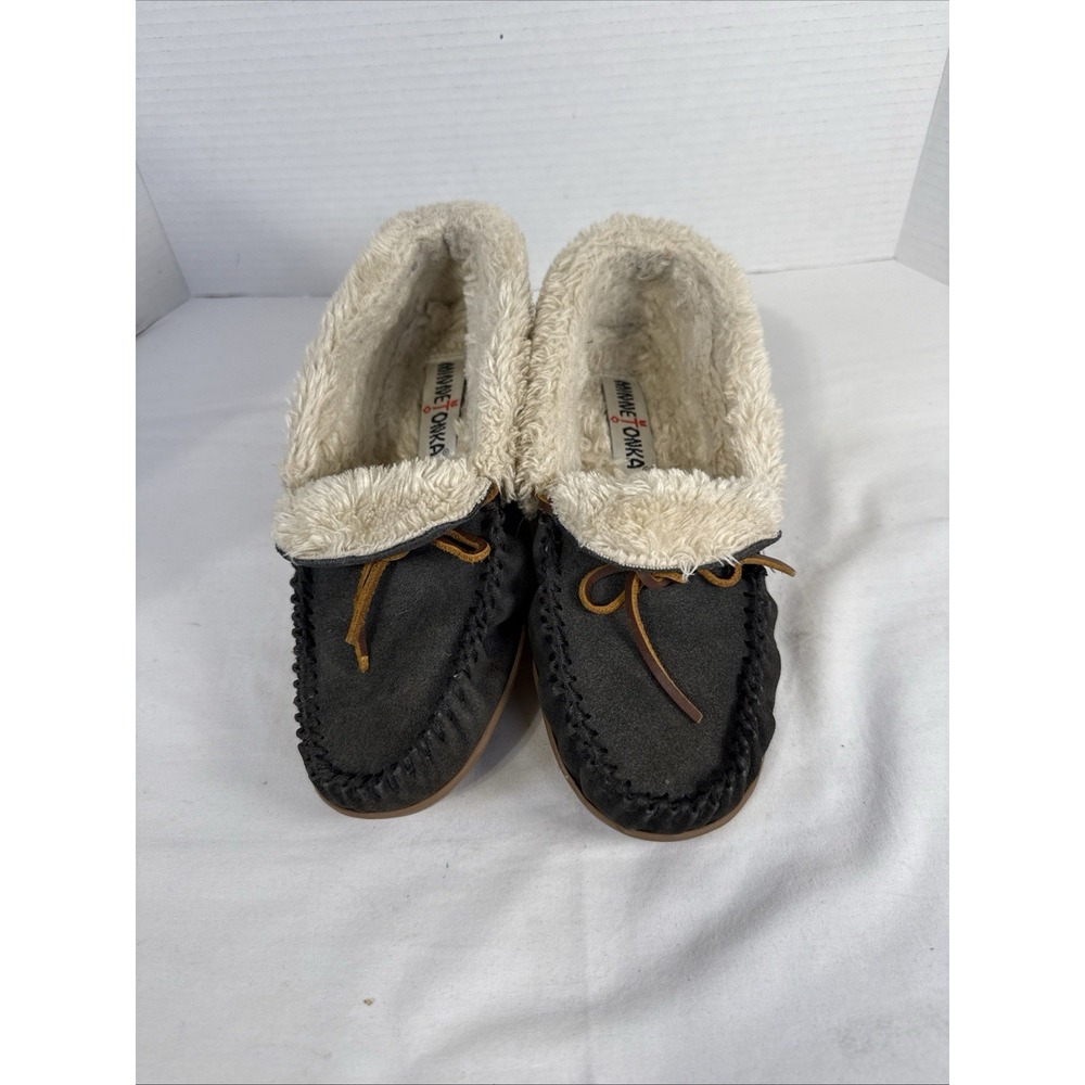 Minnetonka Fuzzy Moccasins size 7 Women's Cozy Slippers Heather
